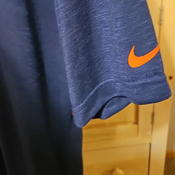 Chicago Bears Large Nike Dri-Fit shirt - Picture 4 of 5